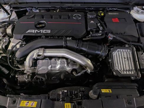 New 2026 Mercedes-Benz GLB 35 AMG 4MATIC image 19