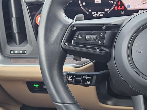 Certified 2025 Porsche Cayenne S image 26