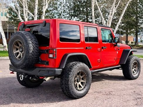 Used 2016 Jeep Wrangler Unlimited Rubicon image 8
