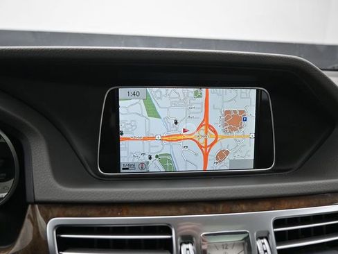 Used 2015 Mercedes-Benz E 350 4MATIC Wagon image 19