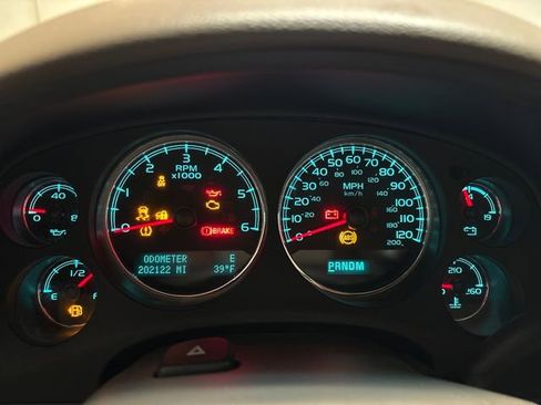 Used 2013 GMC Yukon SLT w/ SLT-2 Equipment Package image 33