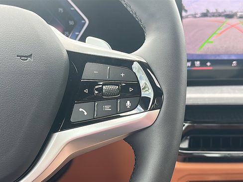 New 2025 BMW 330i Sedan w/ Premium Package image 18