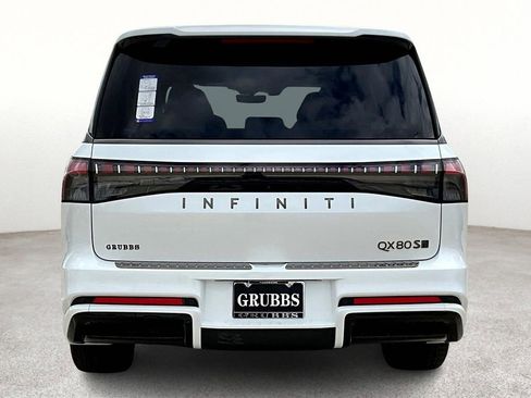 New 2026 INFINITI QX80 4WD w/ Sport Exterior Package image 7