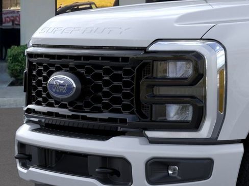 New 2026 Ford F250 XL w/ STX Appearance Package AWD/4WD image 17
