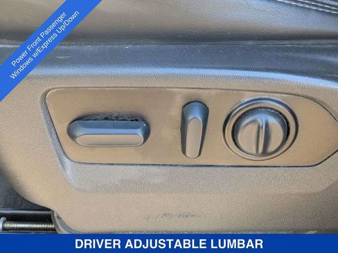 Used 2022 Chevrolet Silverado 3500 High Country w/ Safety Package II image 16