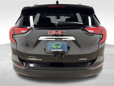 Certified 2020 GMC Terrain SLE w/ Driver Convenience Package image 10