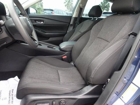 Certified 2023 Honda Accord EX image 7