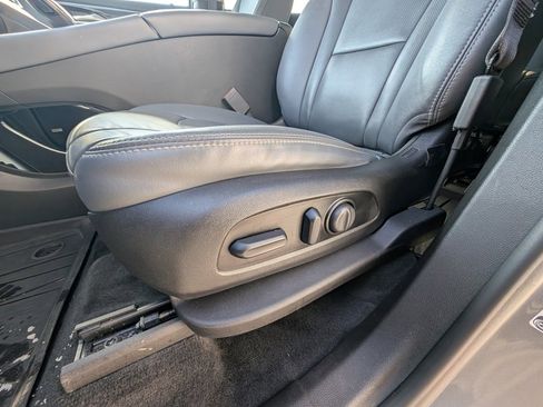 Used 2021 Buick Enclave Essence w/ Sound and Sites Package image 15