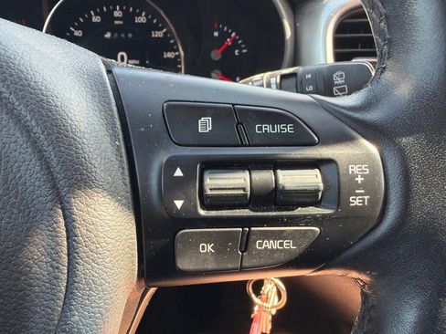 Used 2018 Kia Sorento LX w/ LX V6 Convenience Package AWD/4WD image 10