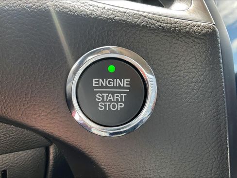 Used 2023 Ford Edge Titanium AWD/4WD image 33