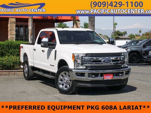 Used 2017 Ford F250 Lariat w/ Chrome Package image 1