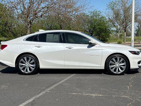 Used 2017 Chevrolet Malibu Premier w/ Premier Sun and Wheel Package image 3