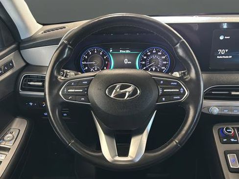 Used 2022 Hyundai Palisade SEL w/ 8P Bench Seat Package AWD/4WD image 16
