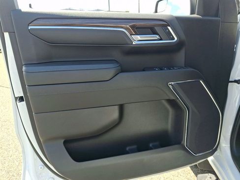 Used 2024 Chevrolet Silverado 1500 RST image 12