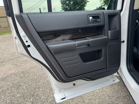 Used 2016 Ford Flex SEL AWD/4WD image 39