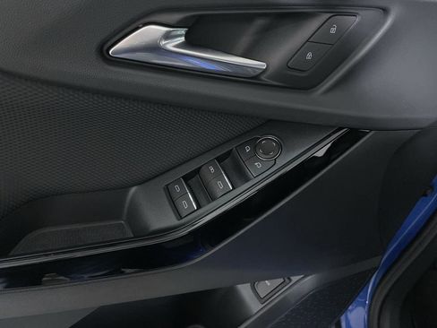 New 2026 Chevrolet Equinox RS w/ LPO, Floor Liner Package image 23