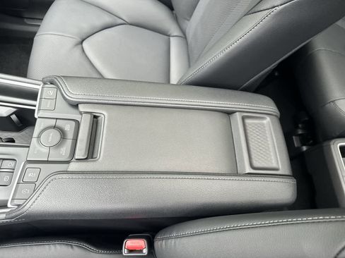 New 2026 Toyota Grand Highlander AWD image 37