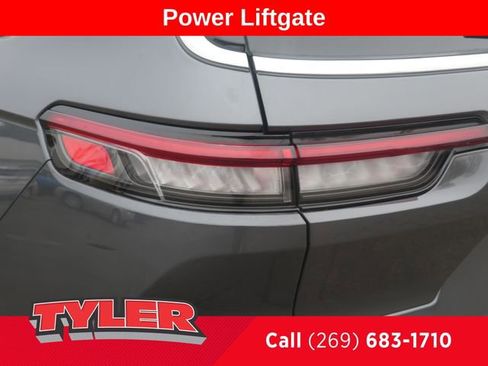 Used 2021 Jeep Grand Cherokee L Limited image 13