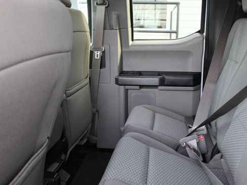Used 2017 Ford F150 XLT AWD/4WD image 40