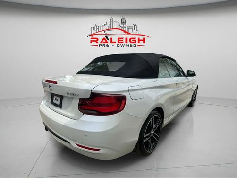 Used 2020 BMW 230i xDrive Convertible w/ Premium Package image 7