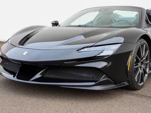 Certified 2022 Ferrari SF90 Spider image 37