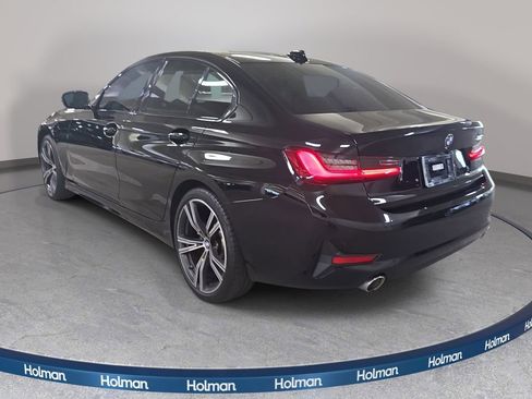 Used 2022 BMW 330i w/ Driving Assistance Package image 9