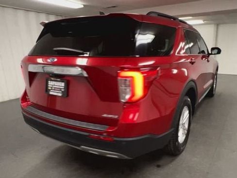 Used 2023 Ford Explorer XLT w/ Equipment Group 202A AWD/4WD image 8