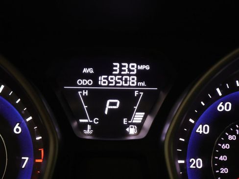Used 2013 Hyundai Elantra GLS w/ Preferred Pkg FWD image 35