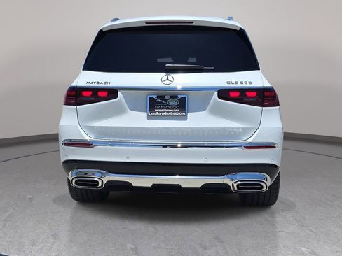 Used 2026 Mercedes-Benz Maybach GLS 600 4MATIC image 7