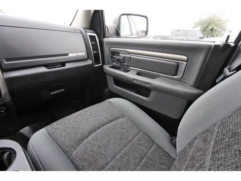 Used 2016 RAM 1500 Lone Star image 13