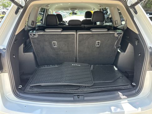 Used 2024 Volkswagen Atlas SE FWD image 18