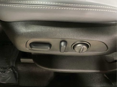 Used 2024 Buick Enclave Essence w/ Experience Buick Package image 20