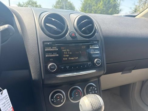 Used 2015 Nissan Rogue S w/ Convenience Package FWD image 11