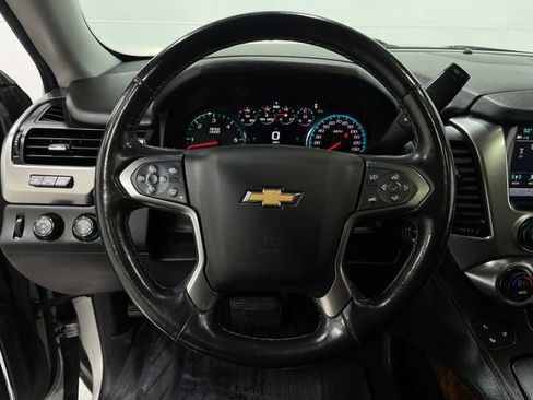 Used 2020 Chevrolet Suburban Premier image 25