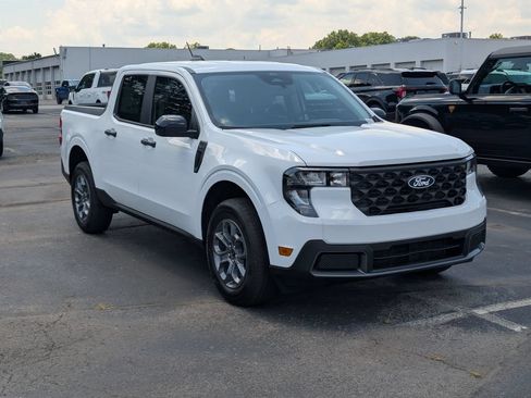 New 2026 Ford Maverick XLT w/ Equipment Group 301A AWD/4WD image 2