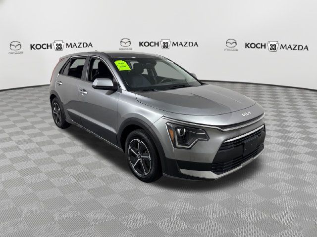 Used 2023 Kia Niro LX FWD image 3
