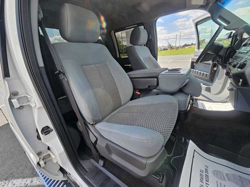 Used 2016 Ford F250 XLT w/ XLT Premium Package AWD/4WD image 10