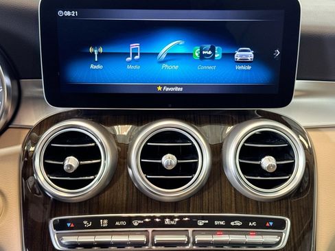 Used 2020 Mercedes-Benz C 300 Sedan image 13