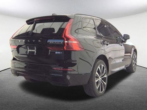 Used 2024 Volvo XC60 B5 Plus w/ Protection Package Premier AWD/4WD image 2