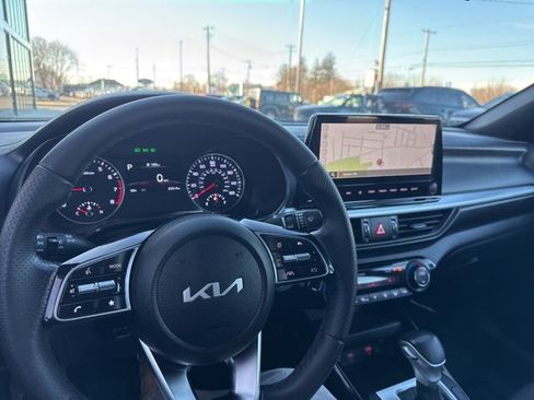 Used 2023 Kia Forte GT-Line image 18