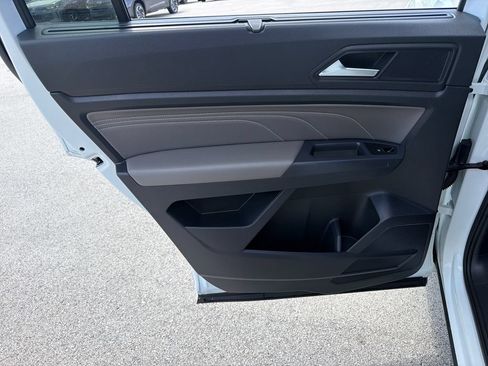 Certified 2021 Volkswagen Atlas SE FWD image 20