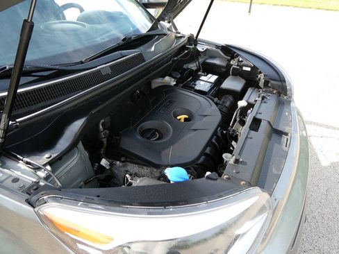 Used 2019 Kia Soul + FWD image 33