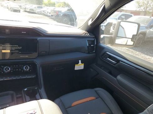New 2026 GMC Sierra 2500 AT4 w/ AT4 Premium Plus Package AWD/4WD image 16