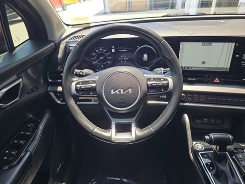 Used 2023 Kia Sportage SX FWD image 12