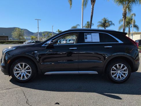 Used 2023 Cadillac XT4 Premium Luxury image 7