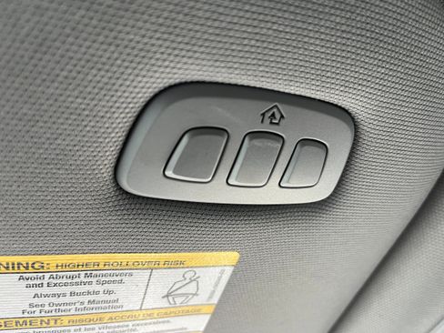 Certified 2023 Ford F250 Lariat w/ Chrome Package image 25