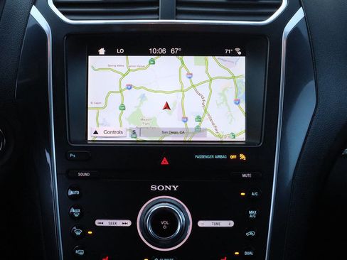 Used 2019 Ford Explorer Sport image 10