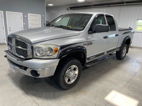 Used 2016 RAM 1500 Big Horn AWD/4WD image 3