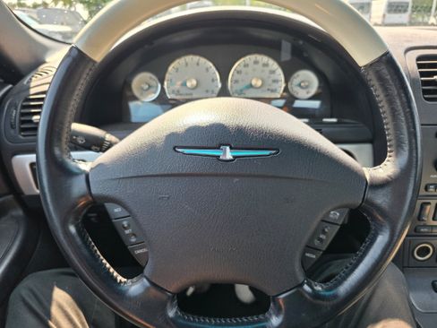 Used 2003 Ford Thunderbird RWD image 12