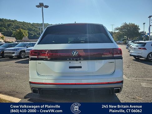 New 2026 Volkswagen Atlas Peak Edition image 12
